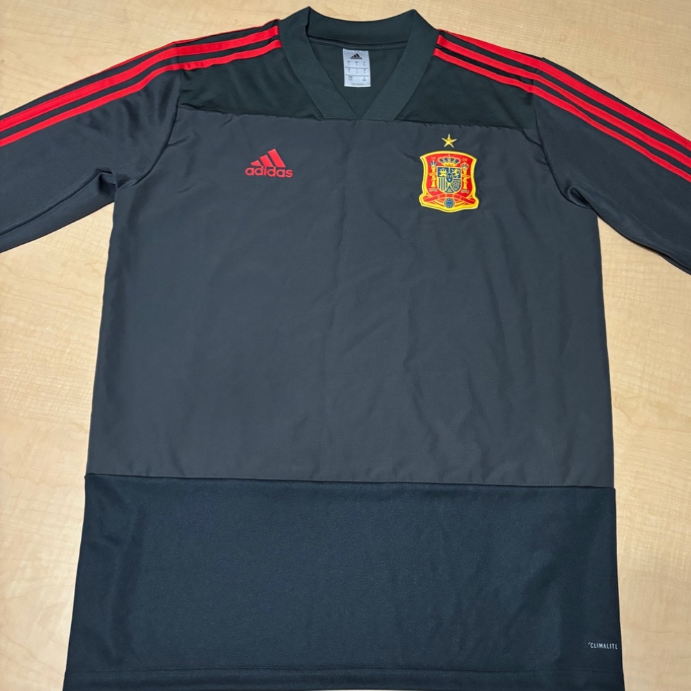 2018-2019 Spain Adidas Training Top (Solid Grey)